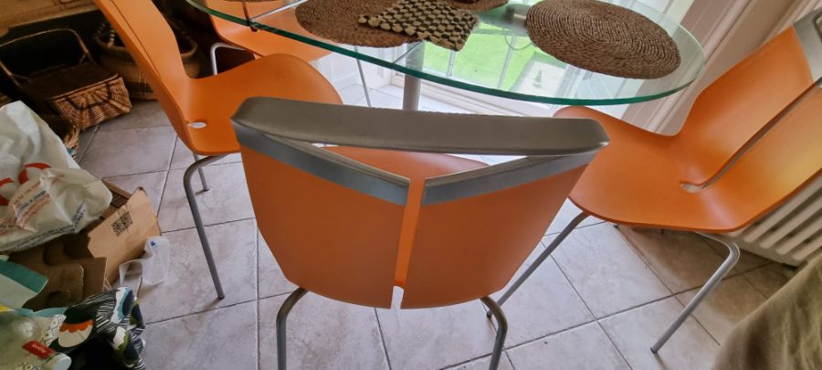 Contemporary kitchen table and chairs - 4 chairs - Gripp, Dexo.it, orange decomo design - Image 3 of 6