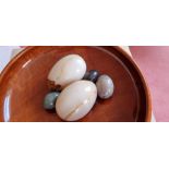 5 x Eggs, onyx, agate, 2 large, 3 small