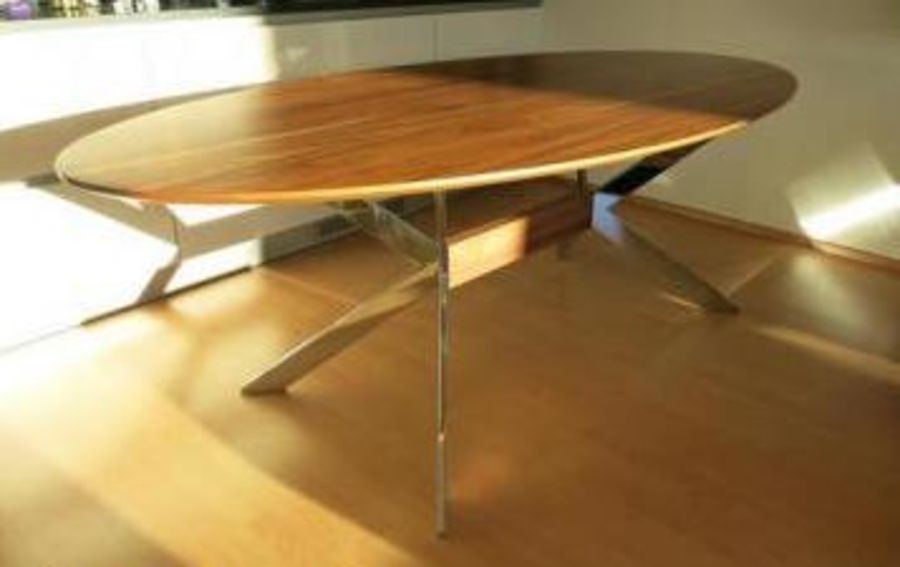 Hulsta - Germany. Dining table on chrome legs. Length 220cm