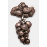 Brosche-Moonlight Grapes von H. Nielsen für Georg Jensen