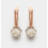 Paar russische Diamant-Ohrringe