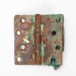 RMS CARPATHIA, SALVAGED DOOR HINGE