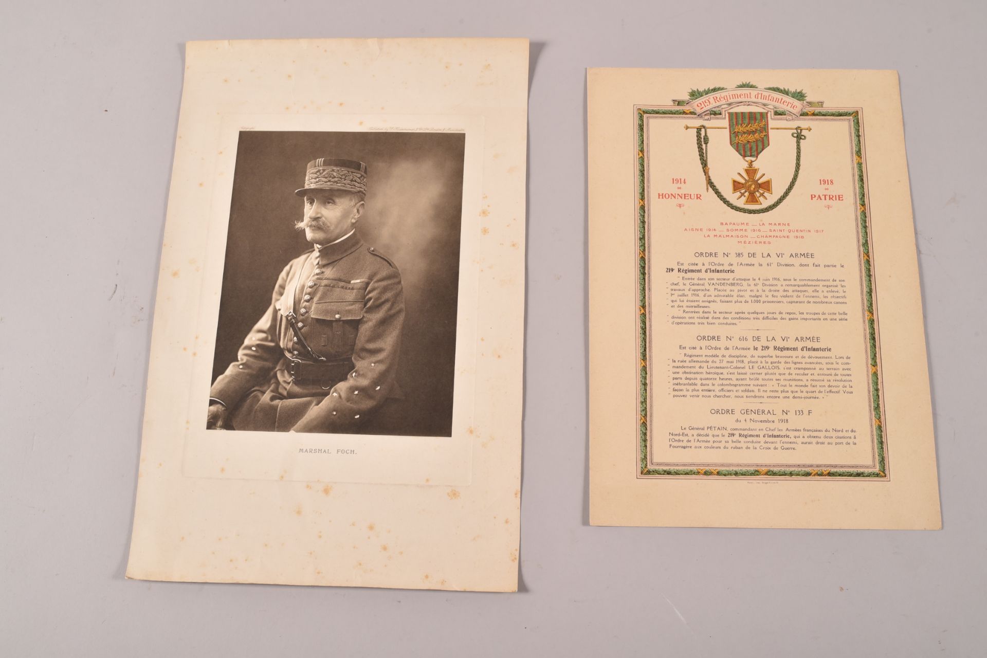Photogravure du maréchal Foch. On y joint une citation du 219° régiment d’infanterie.