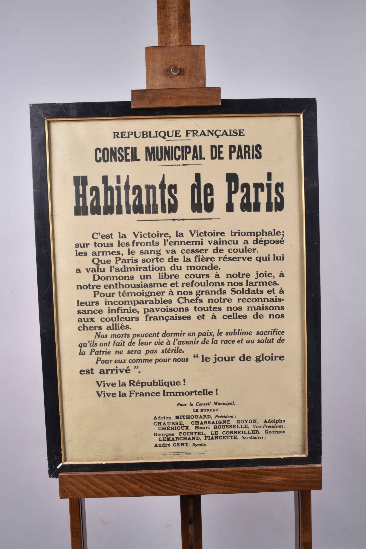 Affichette du conseil municipal de Paris. 1918. « Habitants de Paris » c’est la victoire, la