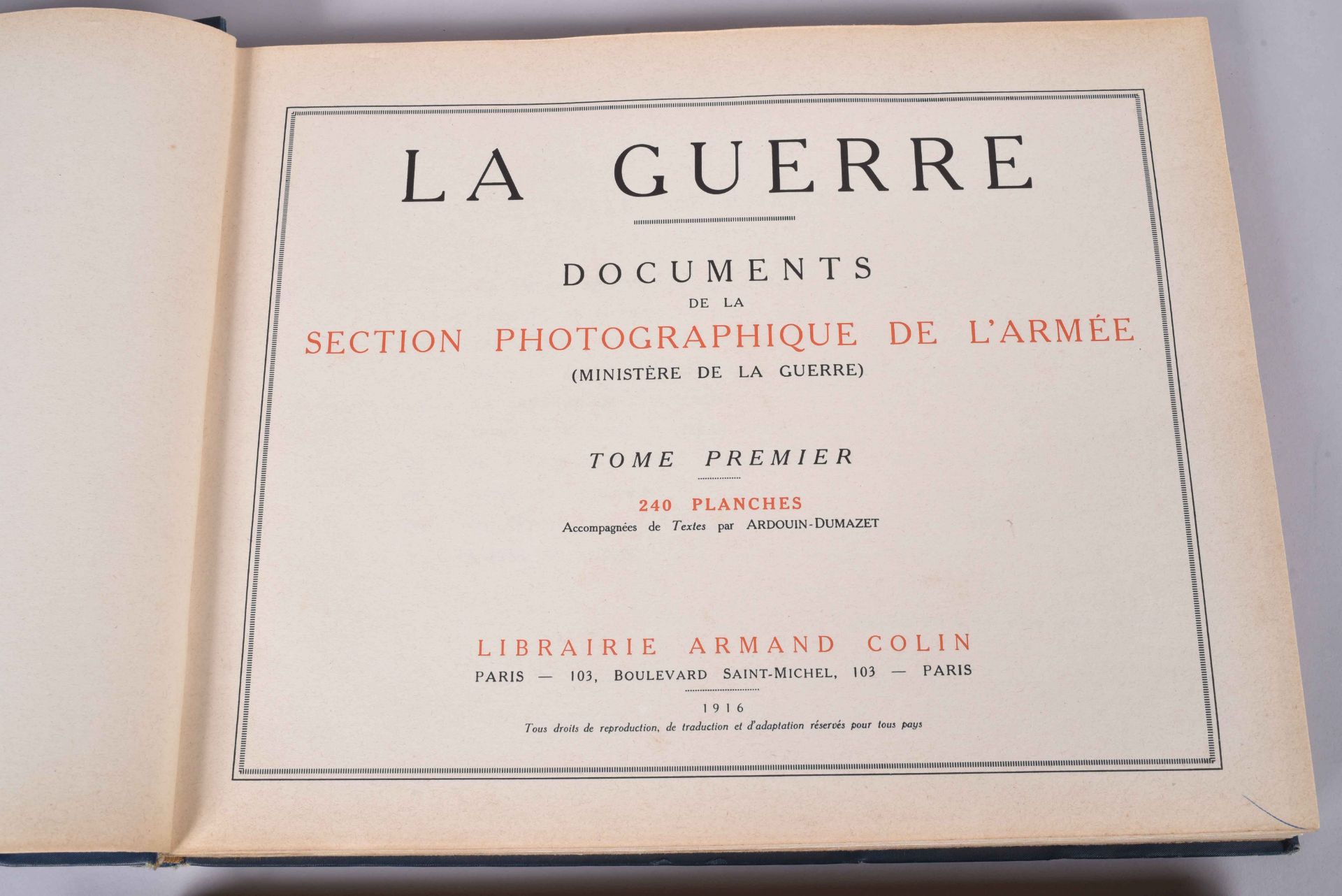 « La Guerre. » D’après les documents de la section photographique de l’armée. (Ministère de la - Image 2 of 4