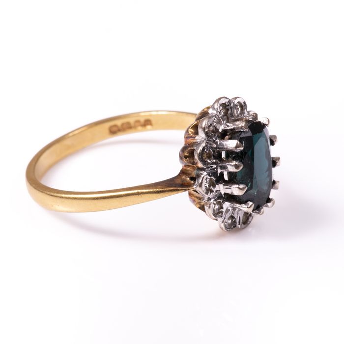 18ct Gold 1.55ct Sapphire & Diamond Ring - Image 7 of 8