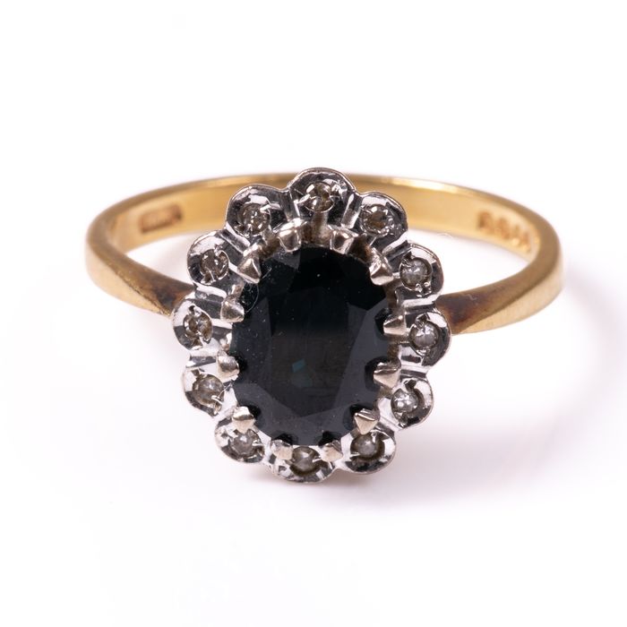 18ct Gold 1.55ct Sapphire & Diamond Ring