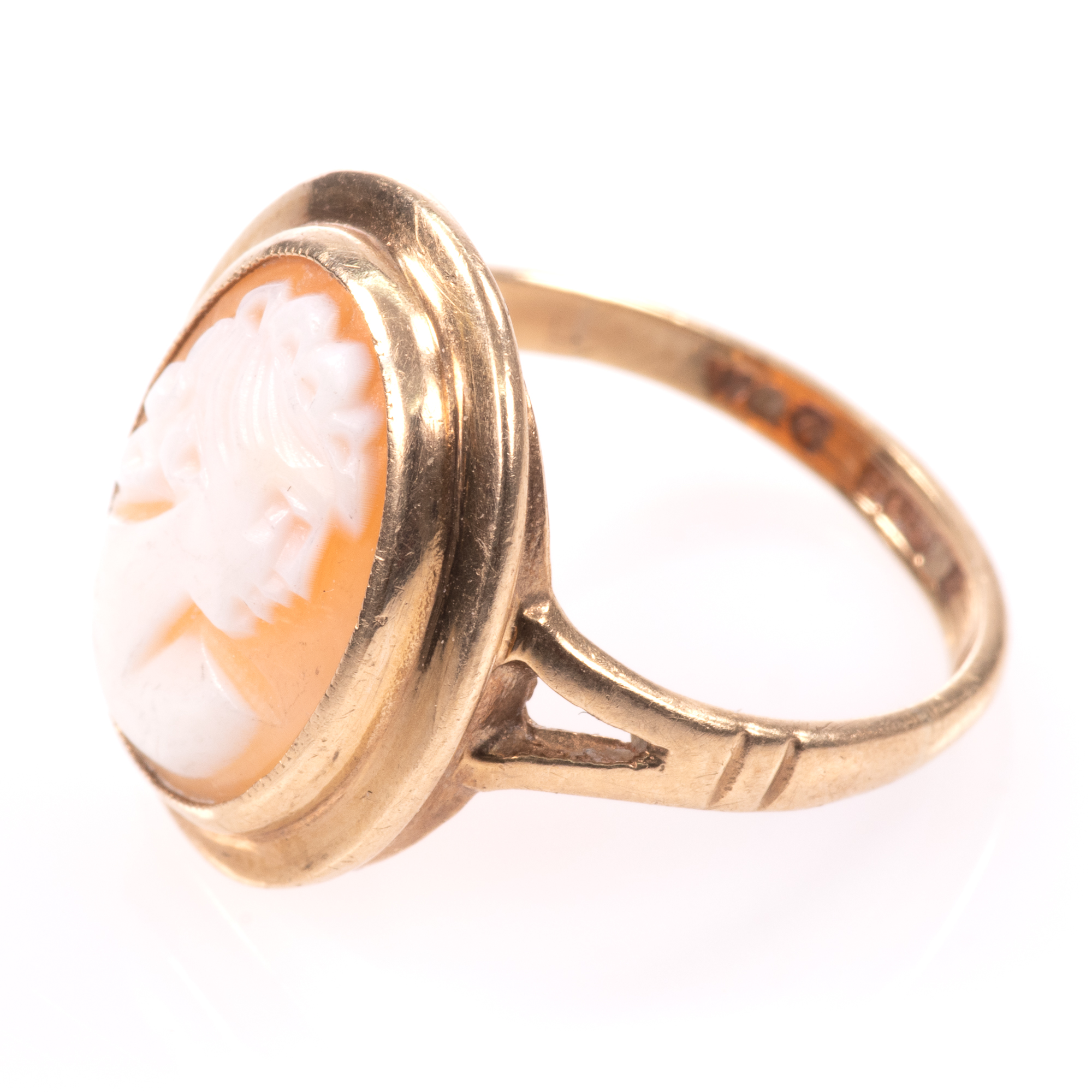 9ct Gold Classical Cameo Ring - Image 4 of 7