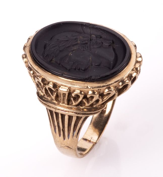 9K Gold Hardstone Intaglio Roman Style Ring