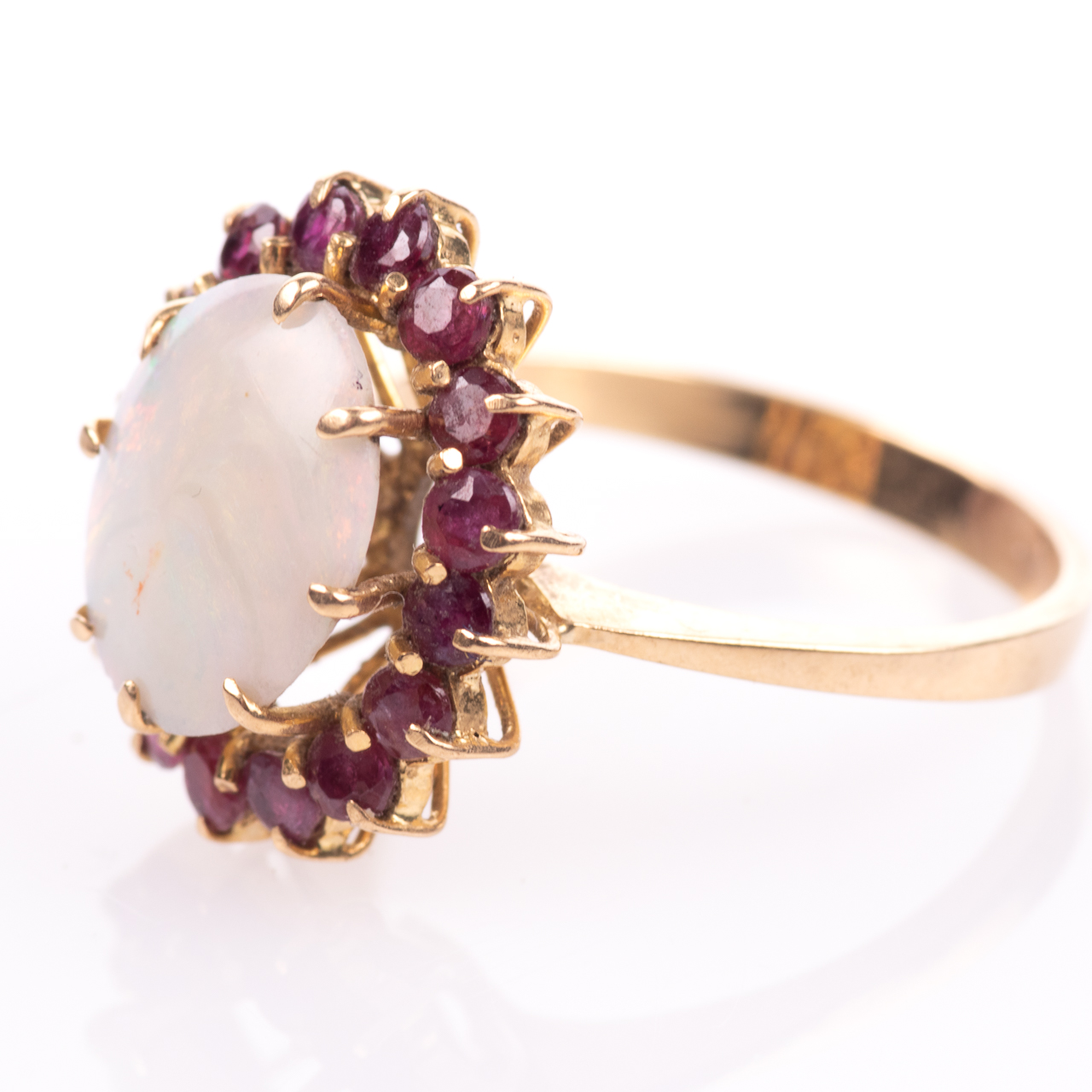 18ct Gold Solid 1.40ct Opal & 2.40ct Ruby Ring - Image 4 of 7