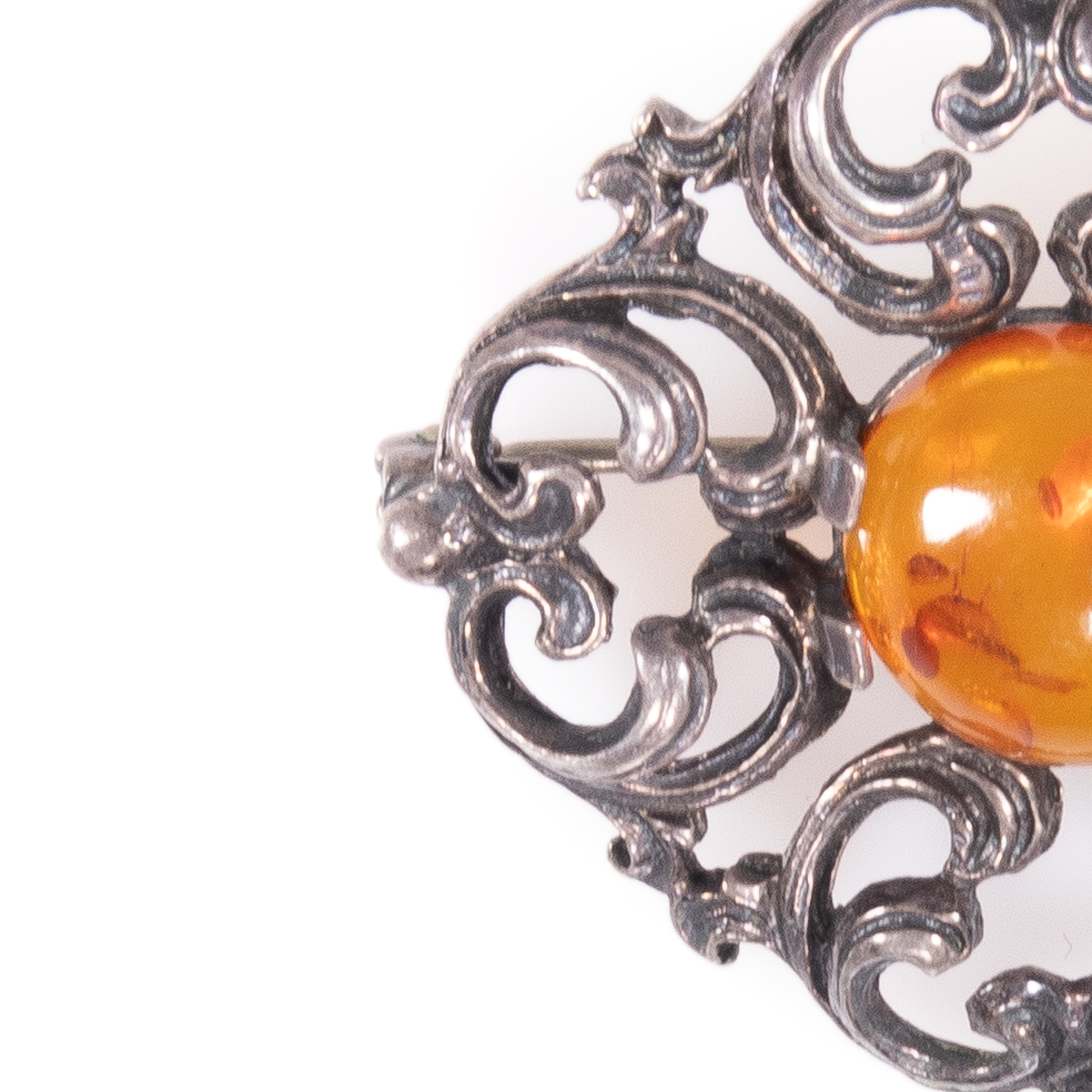 Art Nouveau Silver Amber Brooch - Image 2 of 7