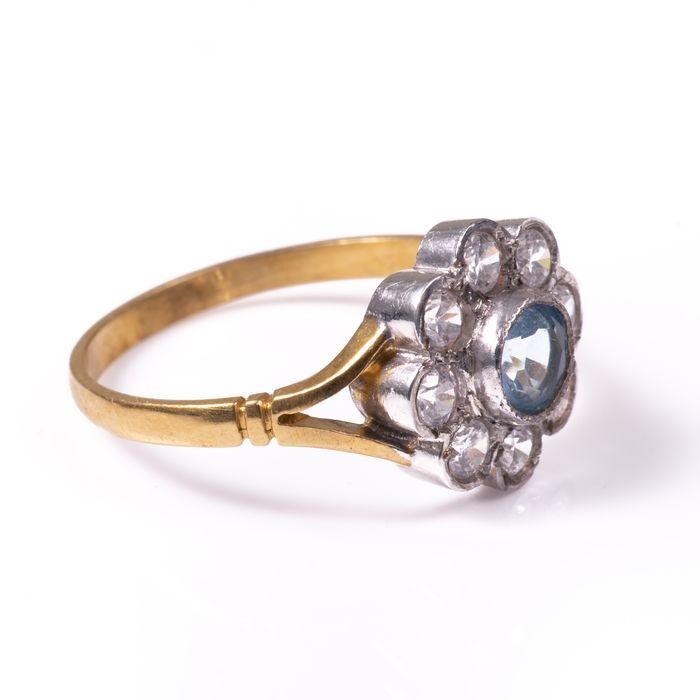 Gilt Aquamarine Cluster Ring - Image 5 of 5