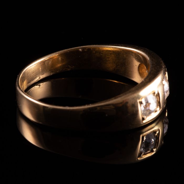 18ct Gold 1ct Mine Cut Diamond Ring - Image 6 of 7