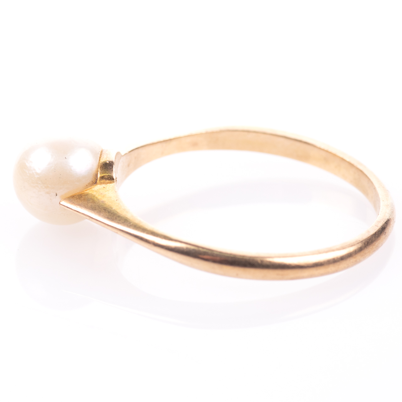 9ct Gold 7mm Pearl Ring London 1970 - Image 4 of 7