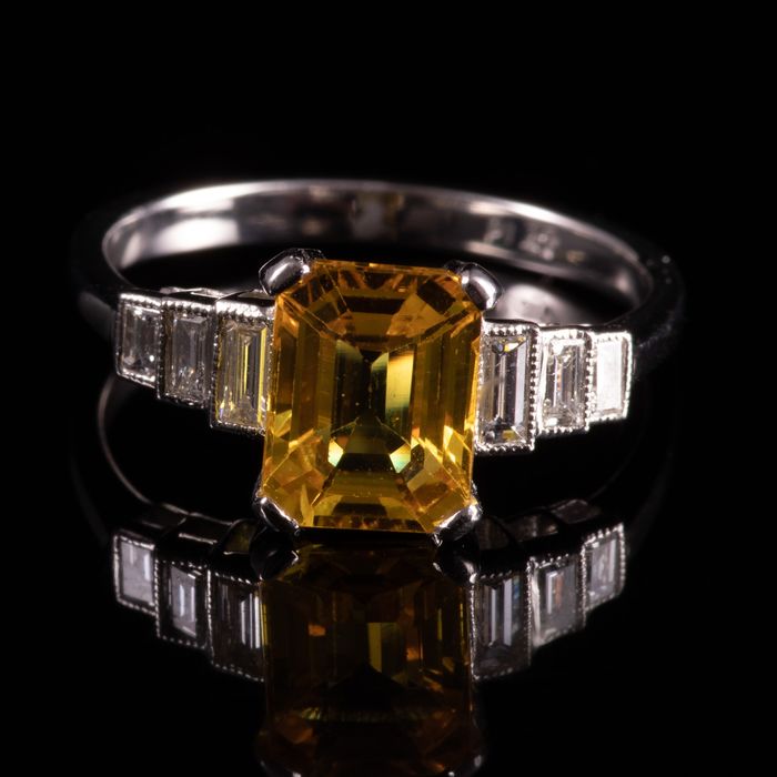 18ct Gold 1.65ct Yellow Sapphire & Diamond Art Deco Ring