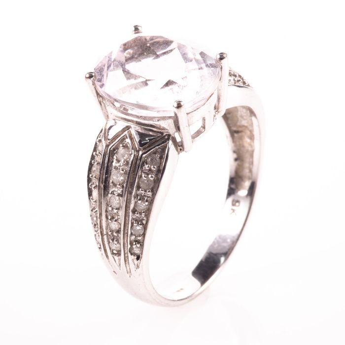 9K White Gold 3.85ct Morganite & Diamond Ring