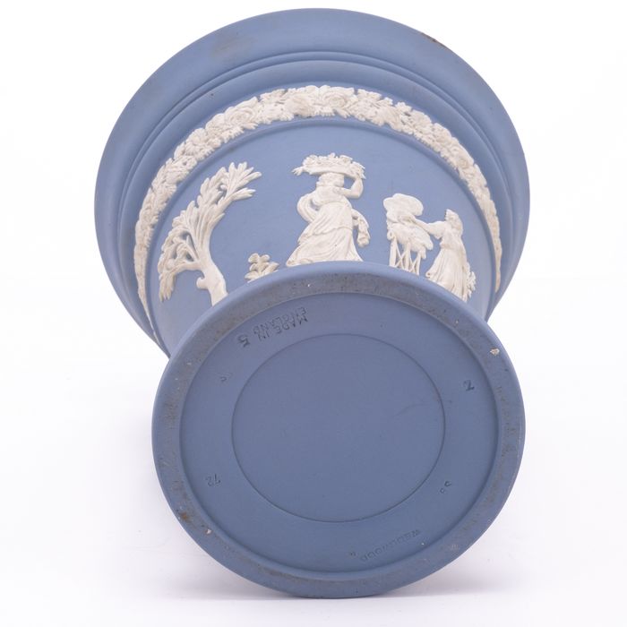 Wedgwood Jasperware Vase - Image 2 of 7