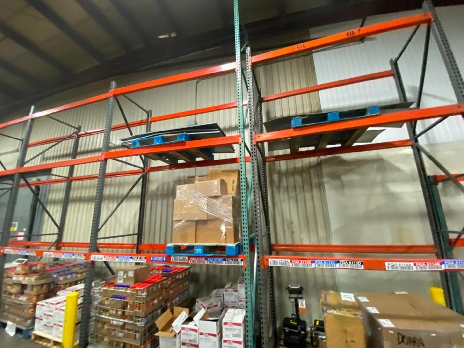 (14) sections of assorted pallet racking, tear drop style, 8 ft. and 14 ft. upright beams, includes - Image 4 of 22