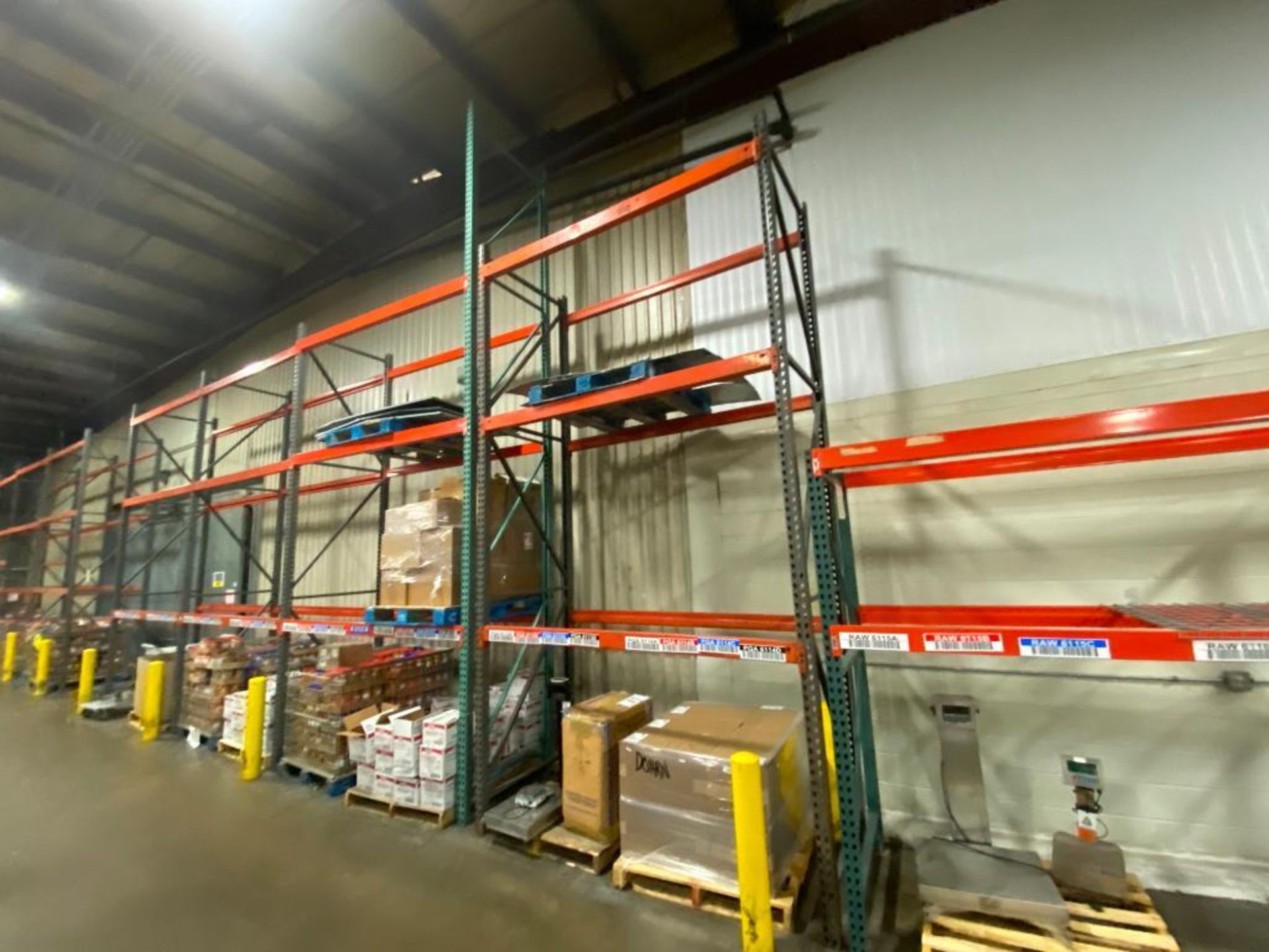 (14) sections of assorted pallet racking, tear drop style, 8 ft. and 14 ft. upright beams, includes - Image 3 of 22