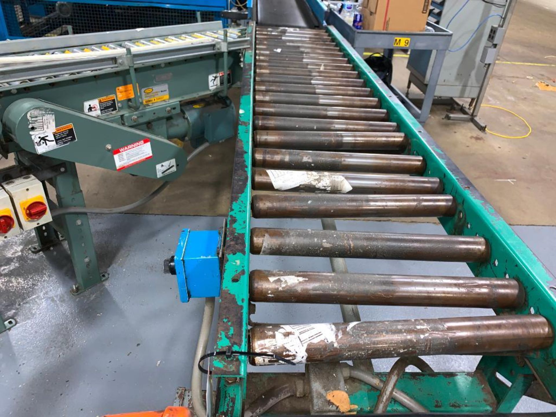 Hytrol mild steel rubber belt and power roller conveyor - Image 7 of 11