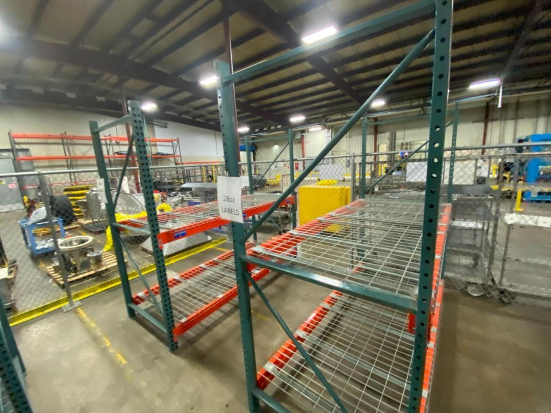 (14) sections of assorted pallet racking, tear drop style, 8 ft. and 14 ft. upright beams, includes - Image 14 of 22