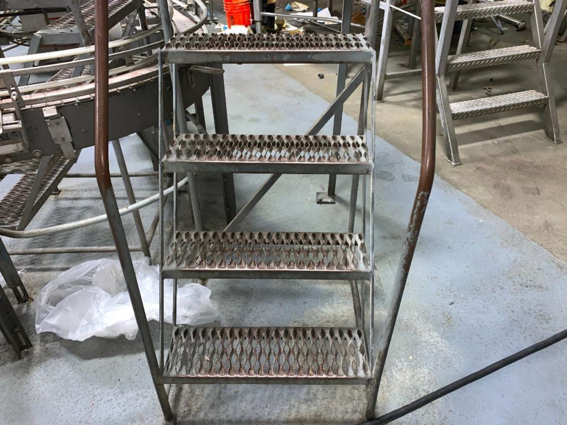 mild steel conveyor crossover - Image 5 of 7