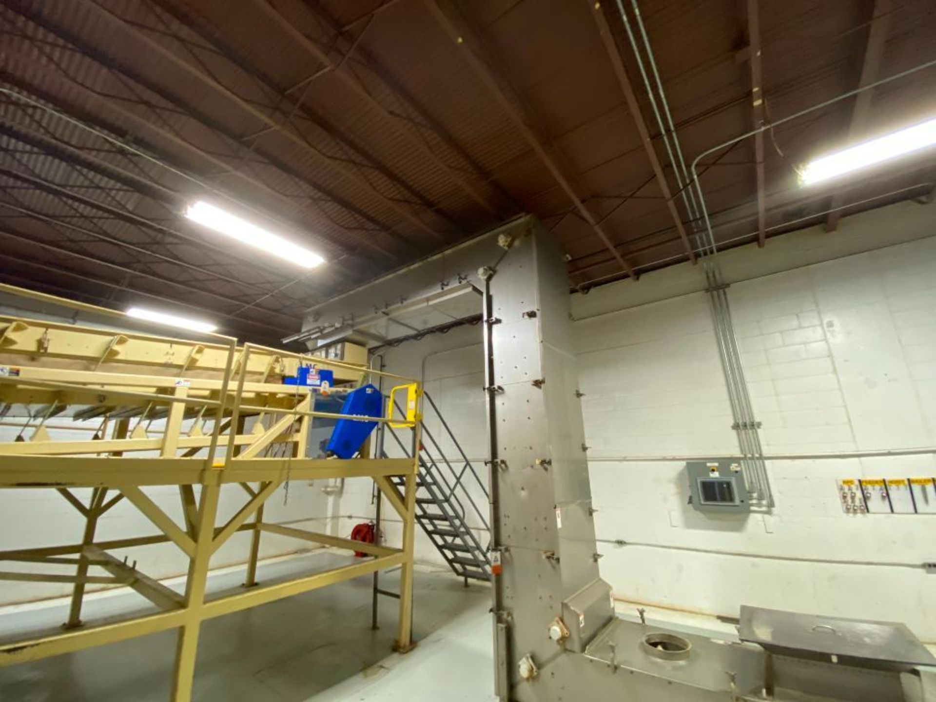 2009 Frazier and Son Whiz-Lifter stainless steel overlapping bucket elevator - Image 3 of 15