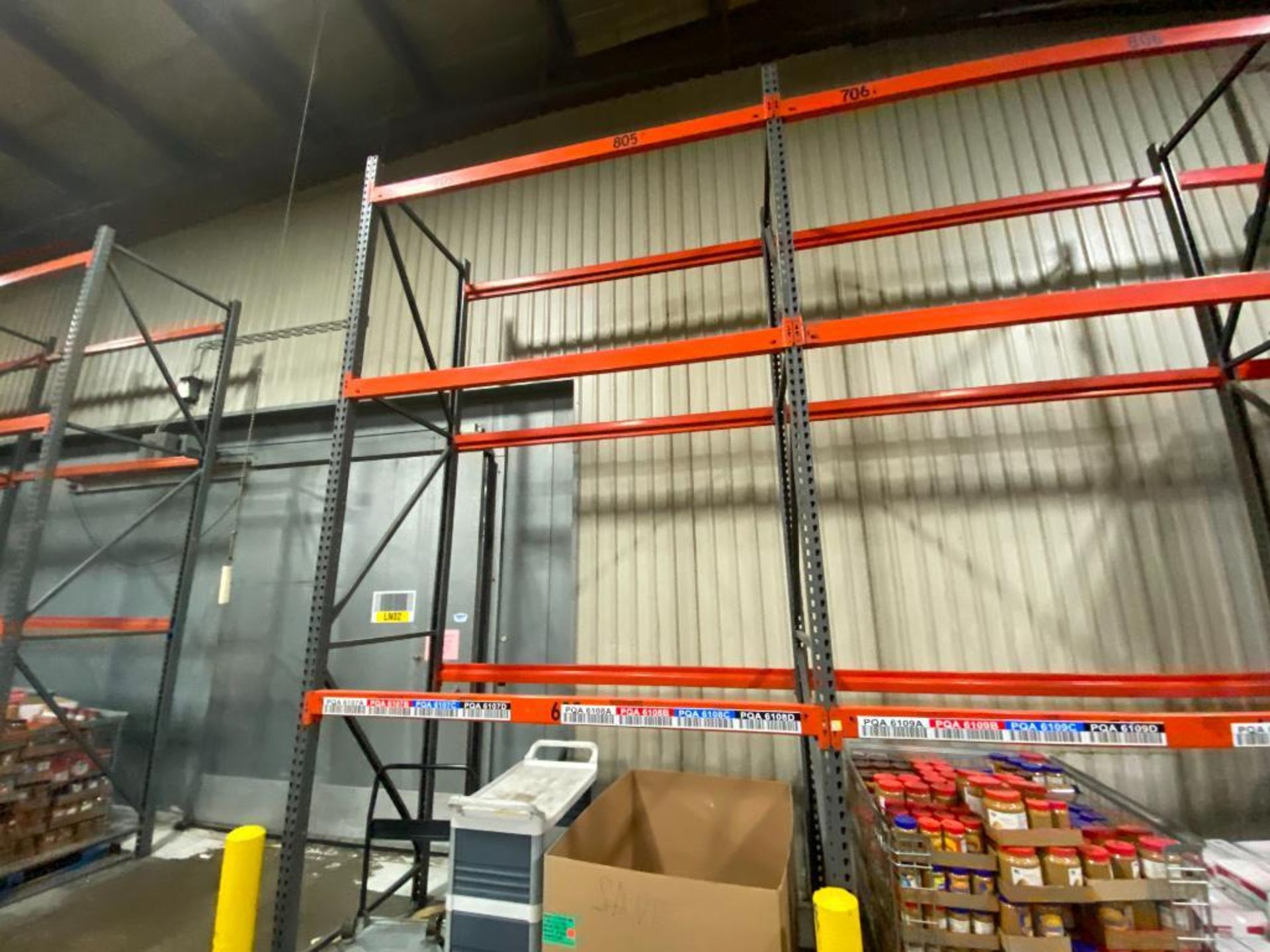 (14) sections of assorted pallet racking, tear drop style, 8 ft. and 14 ft. upright beams, includes - Image 6 of 22