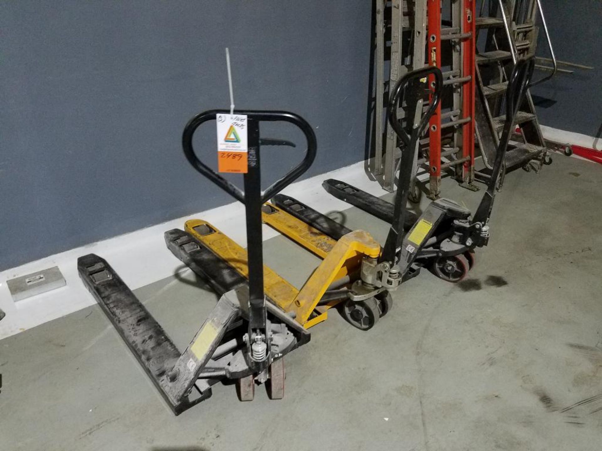 pallet jacks