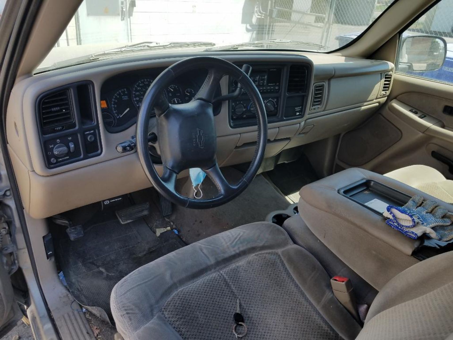 2000 Chevrolet Silverado 1500 LS - Image 26 of 27