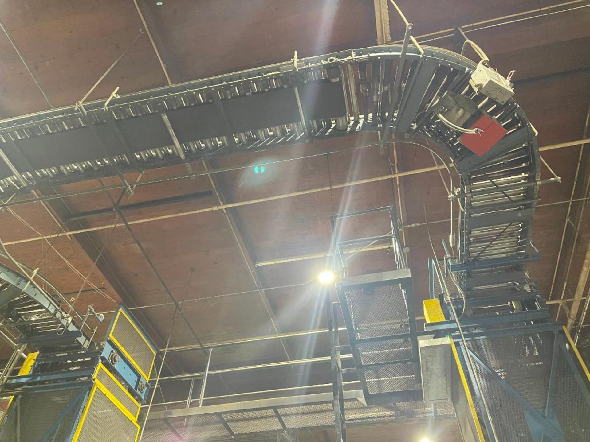 overhead power case conveyor