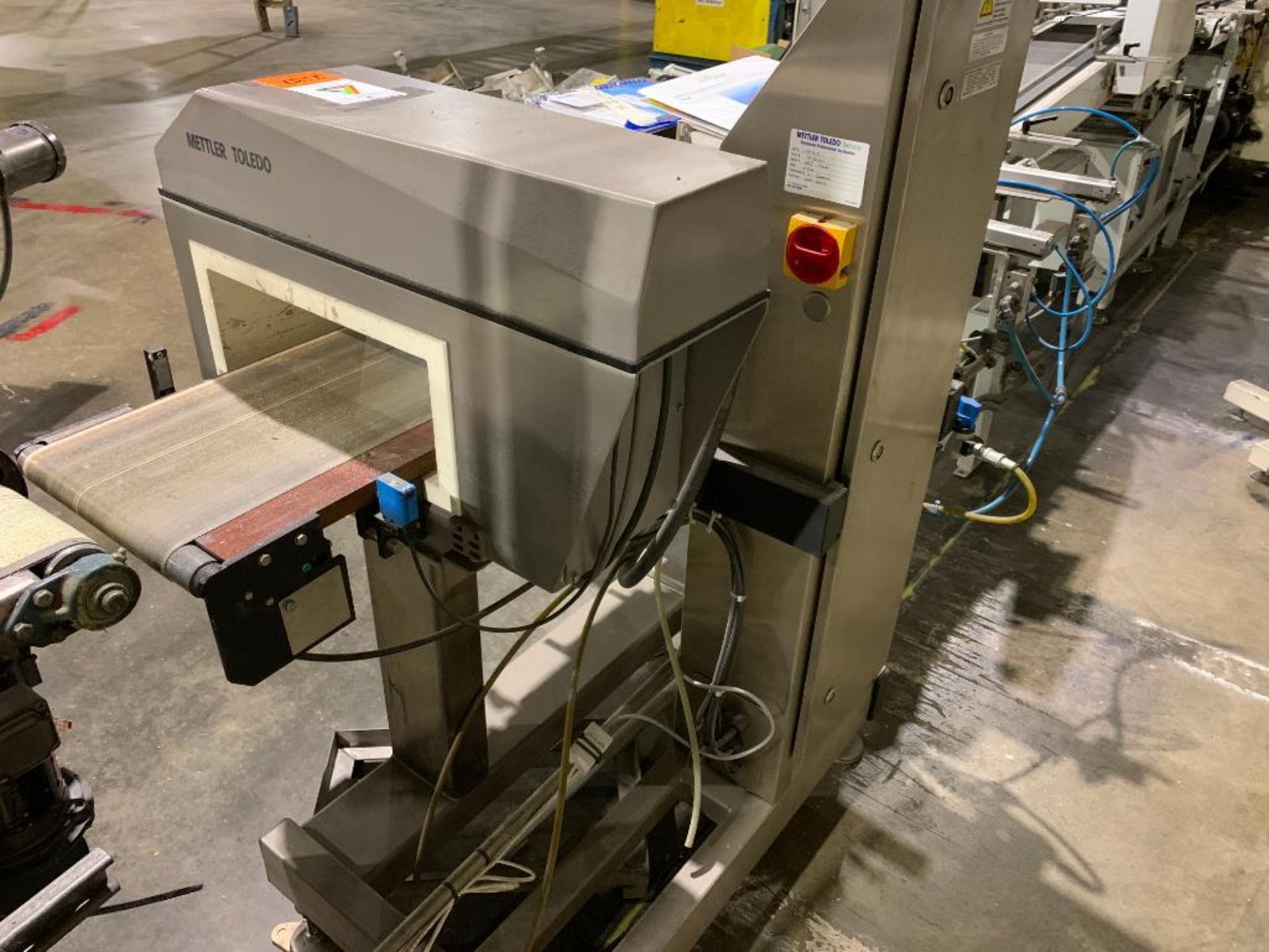 Mettler Toledo CombiChecker combination metal detector and checkweigher, model XE3 - Image 2 of 25