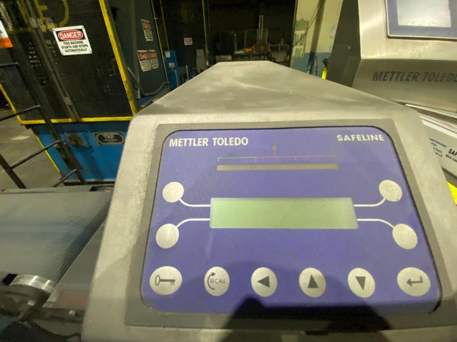 Mettler Toledo metal detector and high speed check weigher - Image 8 of 20