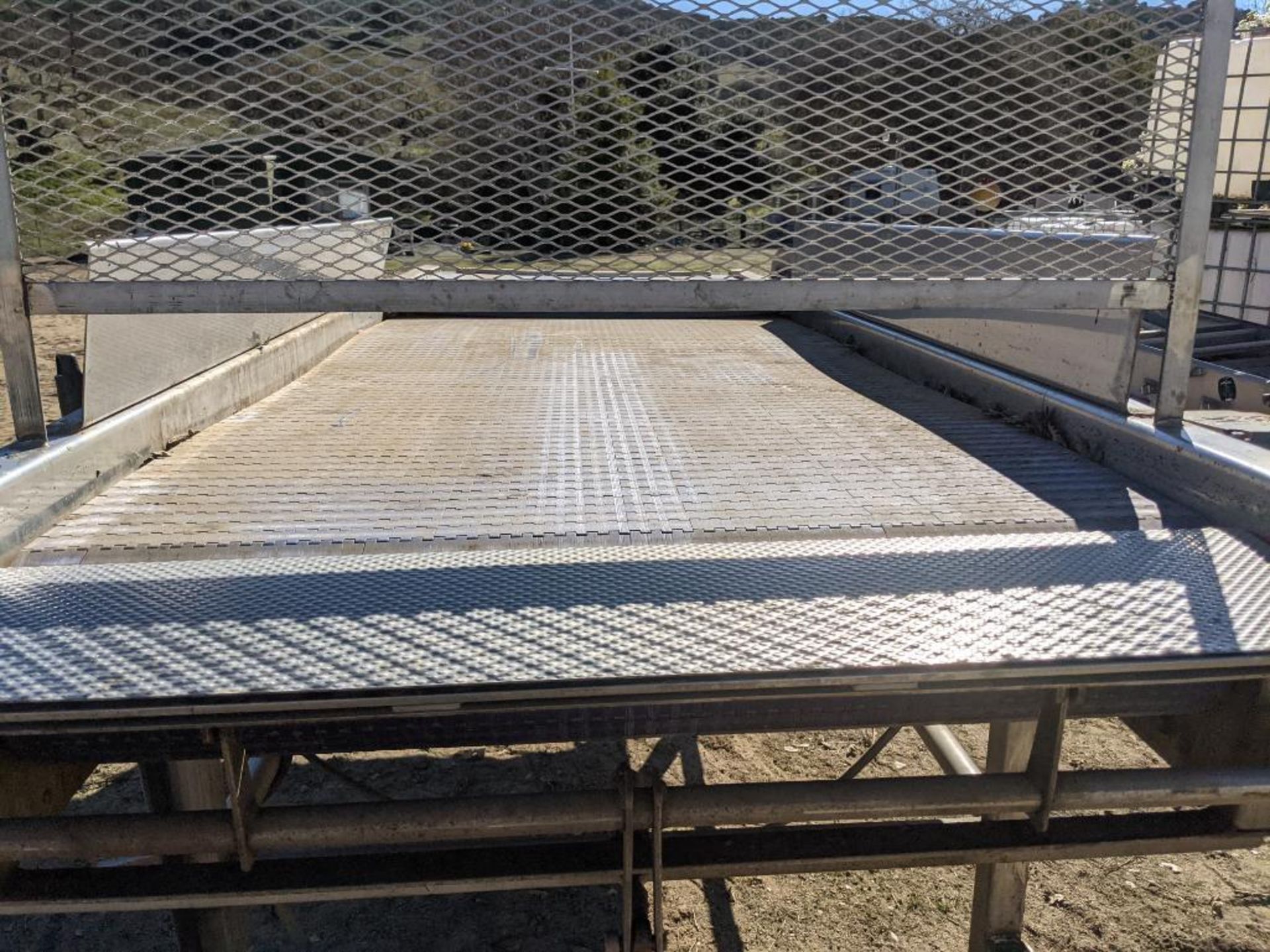36in wide x 112in long Ohi stainless steel conveyor - Image 22 of 24