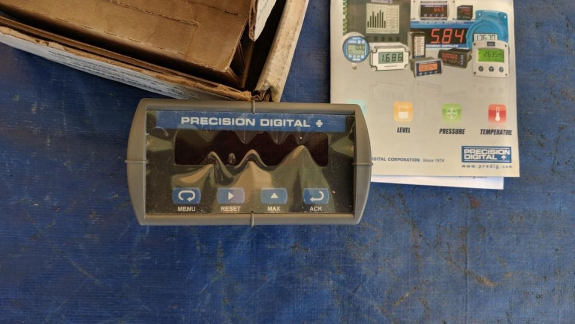 Precision digital trident process and temp meter, PD765-6R0-00 - Image 4 of 6