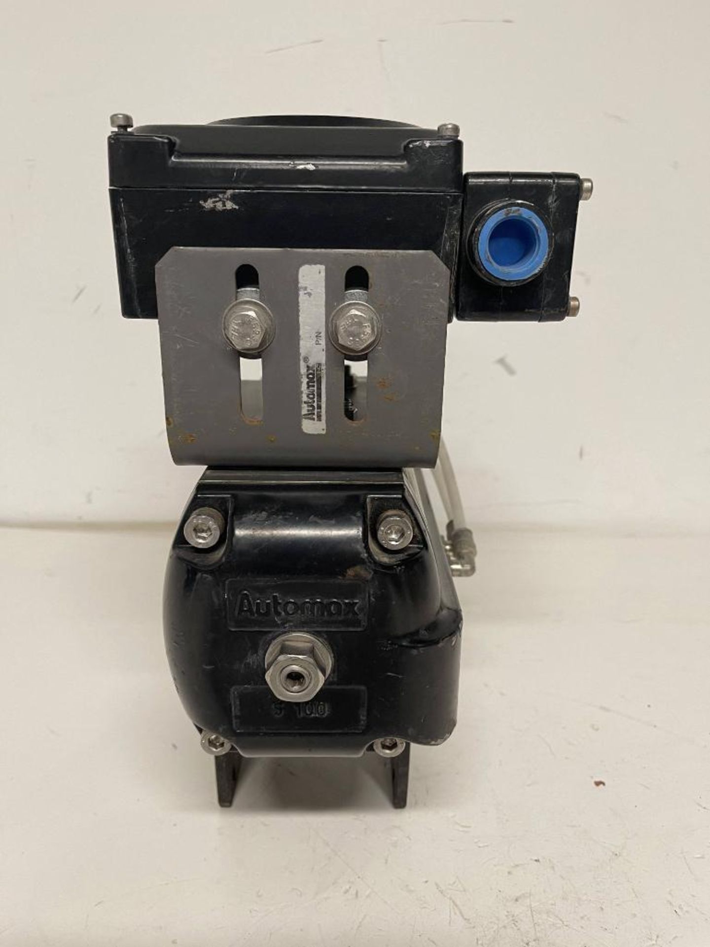 Flowserve automax 5100 I/P transducer S100DA actuator - Image 9 of 15