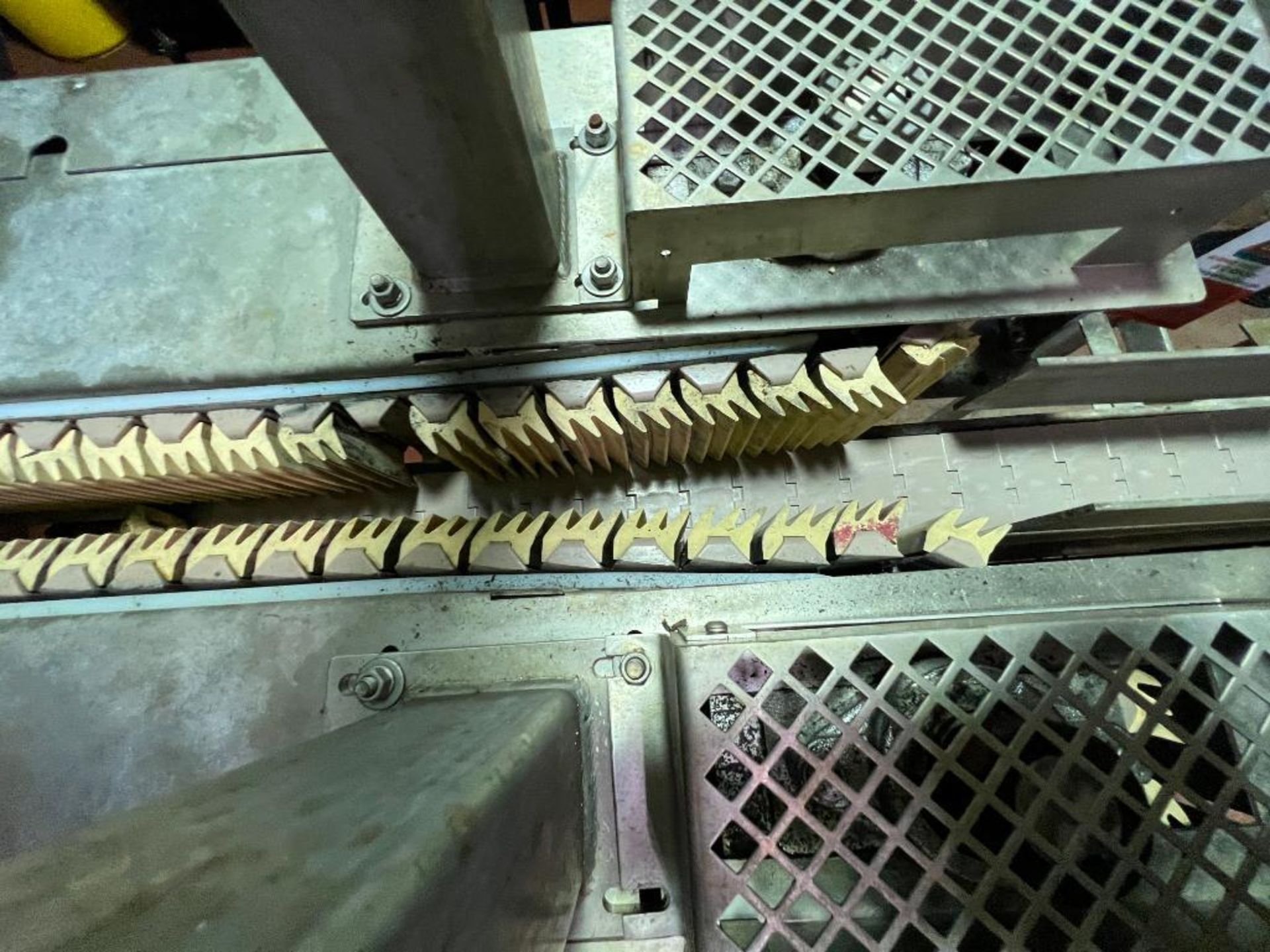 stainless steel can conveyor - Image 7 of 9