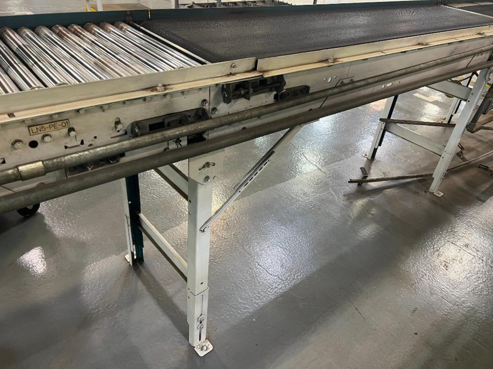 power roller conveyor - Image 11 of 16