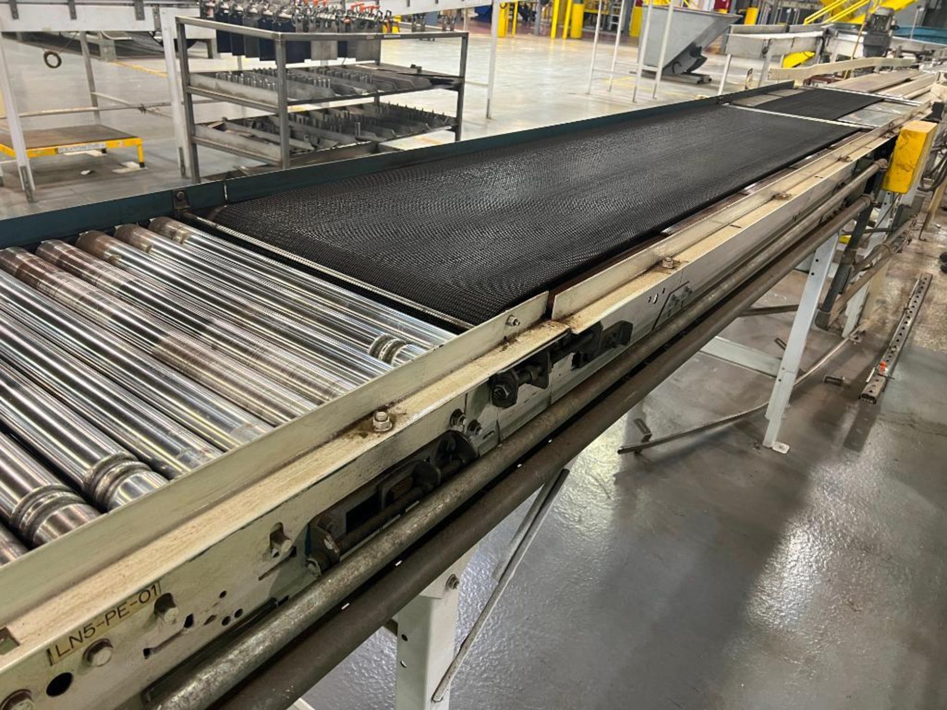 power roller conveyor - Image 13 of 16