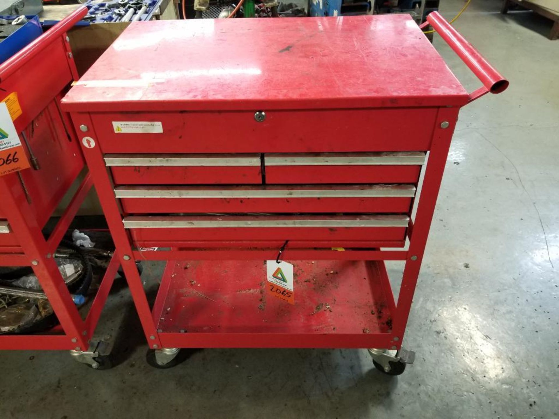 4-drawer rolling tool box with bottom shelf