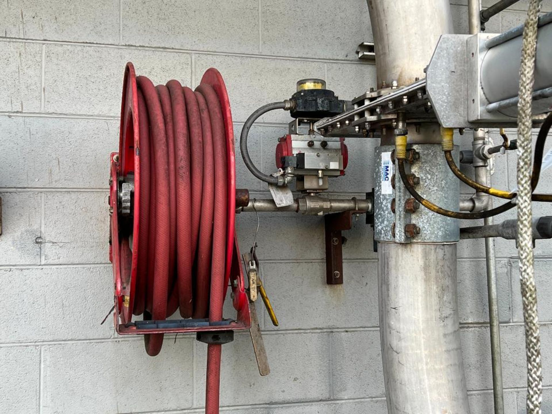 (2) Reelcraft hose reels with pneumatic hoses, includes valves and actuators - Image 6 of 6