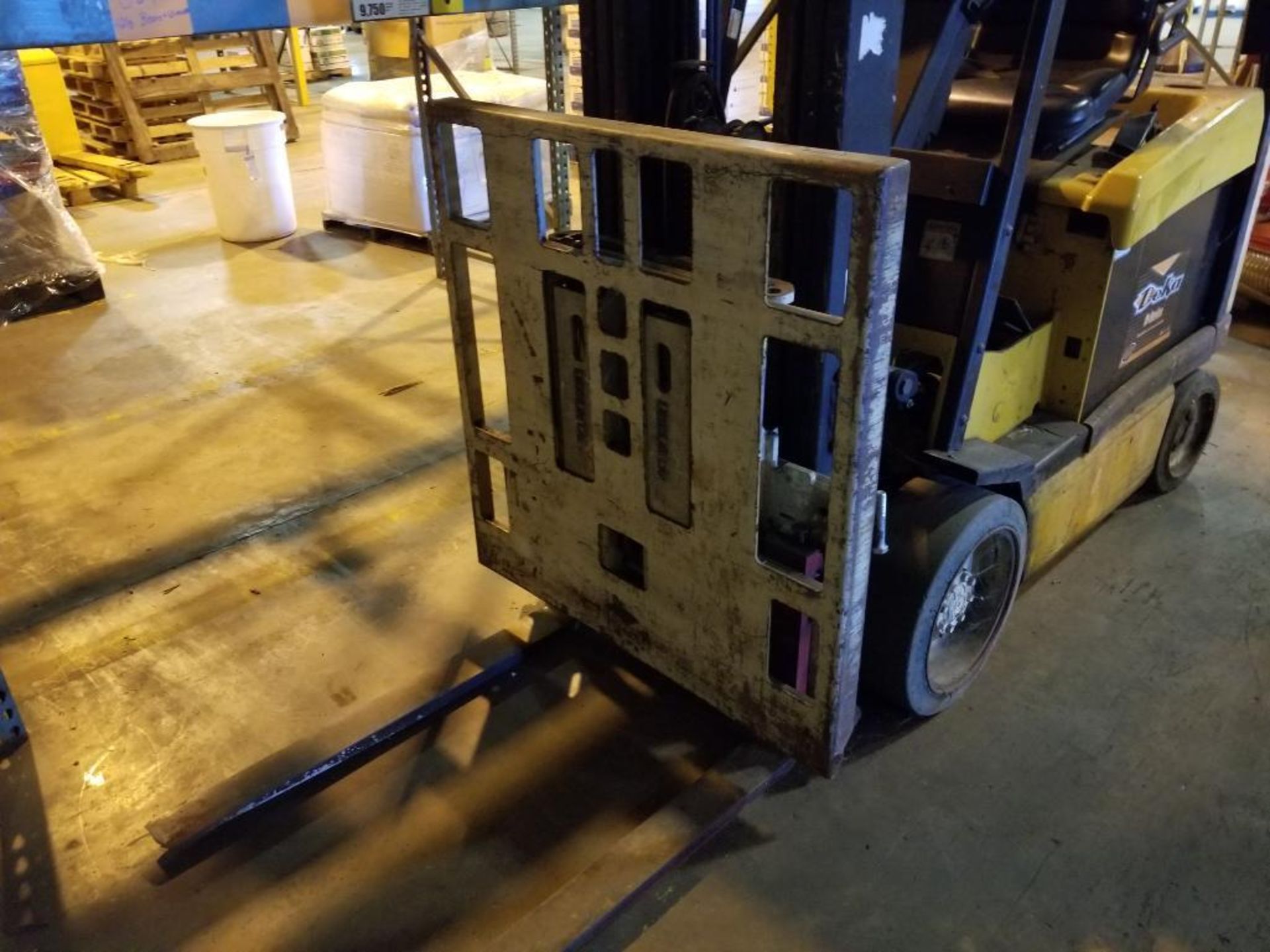 (1) Yale forklift, (1) Hyster electric forklift, model E35Z, needs repair, no battery, and (1) Hyste - Image 7 of 21