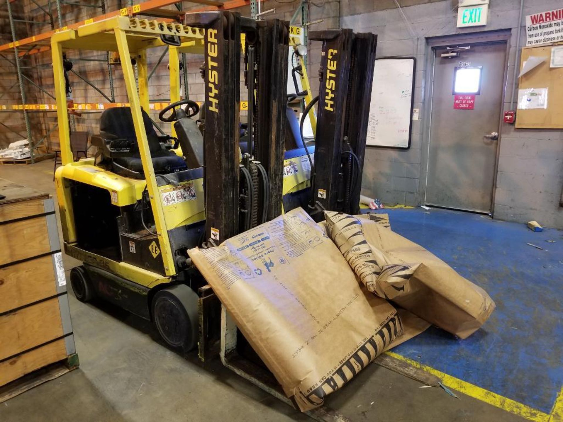(1) Yale forklift, (1) Hyster electric forklift, model E35Z, needs repair, no battery, and (1) Hyste - Image 9 of 21