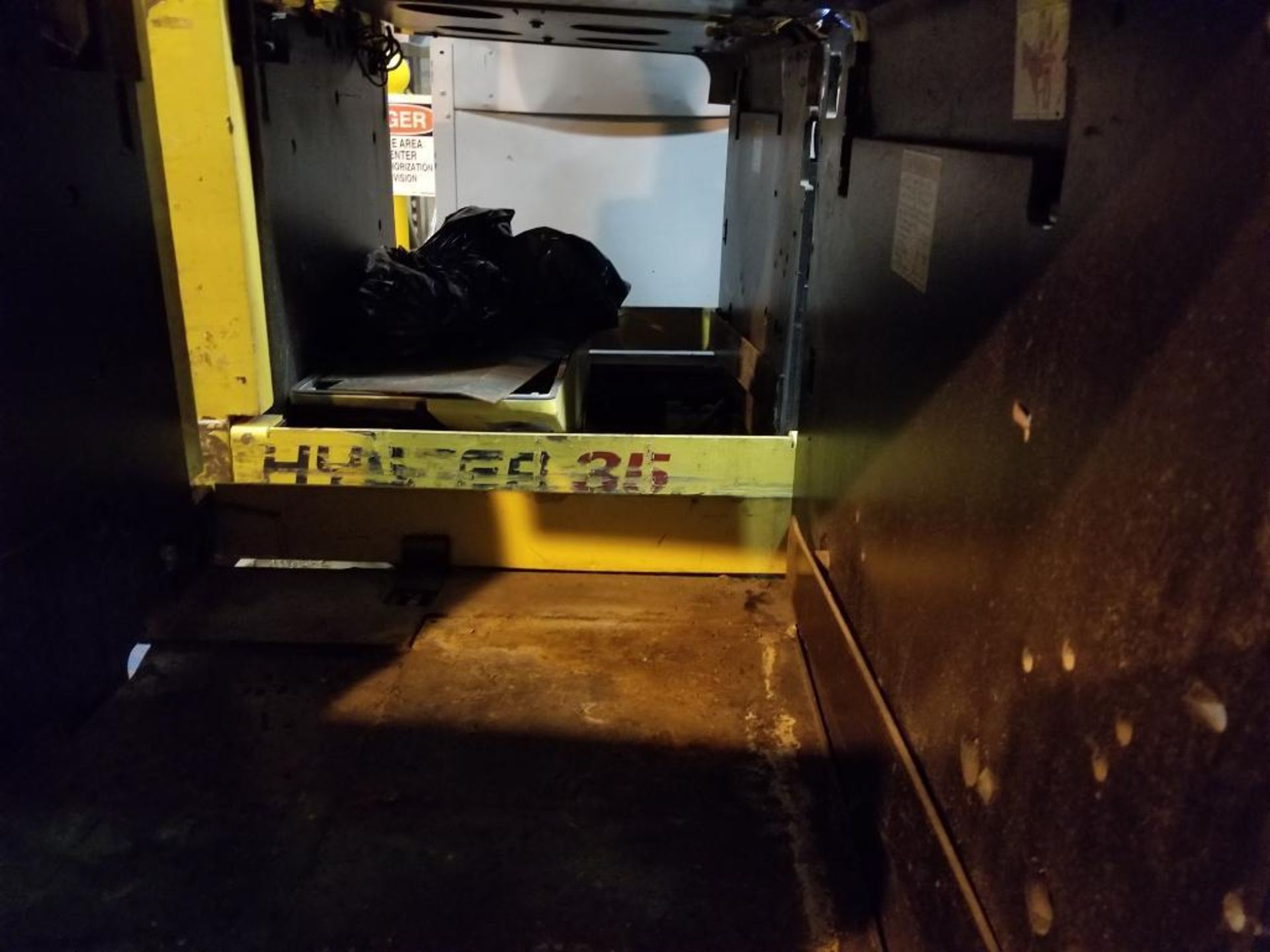 (1) Yale forklift, (1) Hyster electric forklift, model E35Z, needs repair, no battery, and (1) Hyste - Image 15 of 21