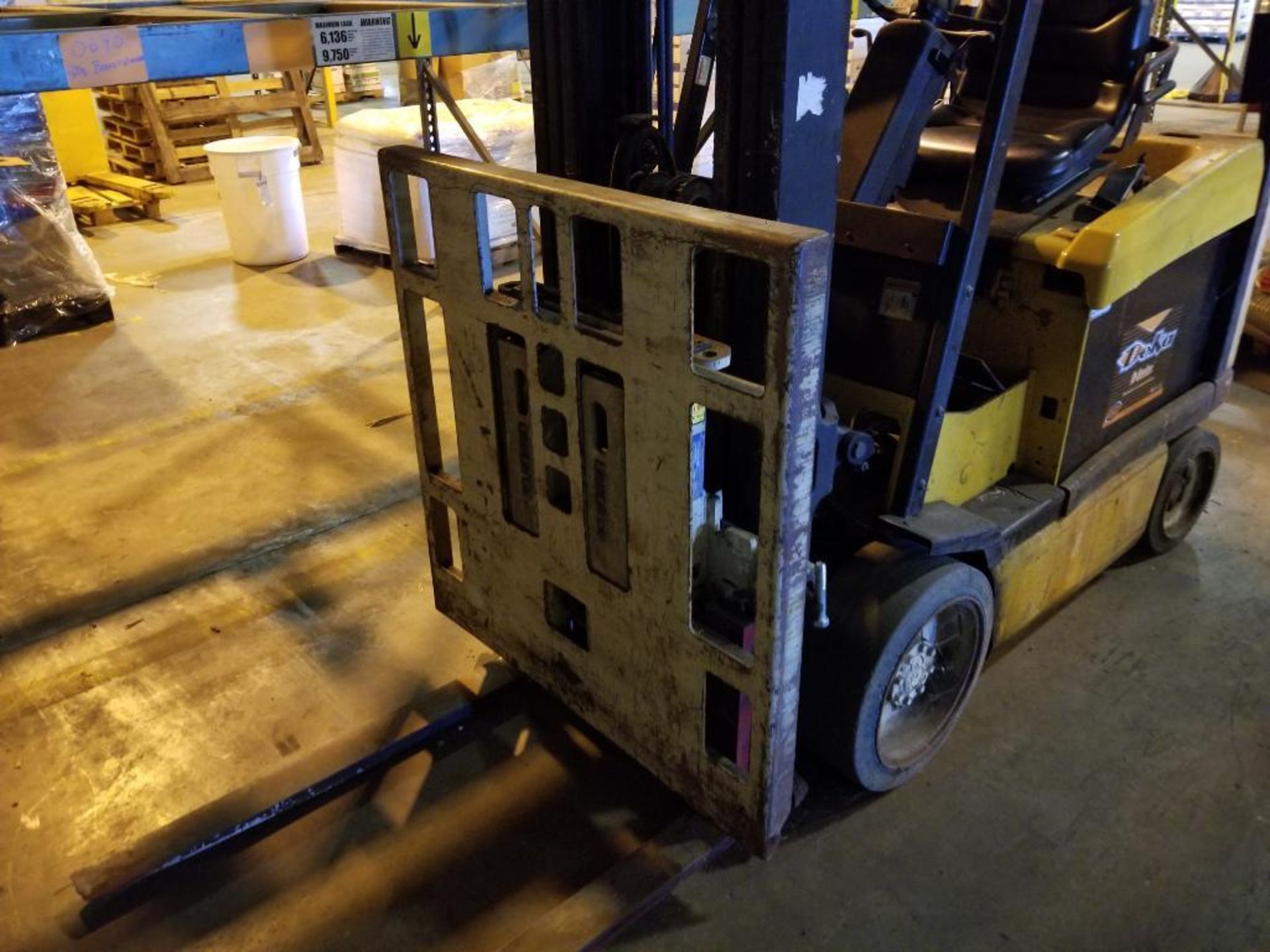 (1) Yale forklift, (1) Hyster electric forklift, model E35Z, needs repair, no battery, and (1) Hyste - Image 5 of 21