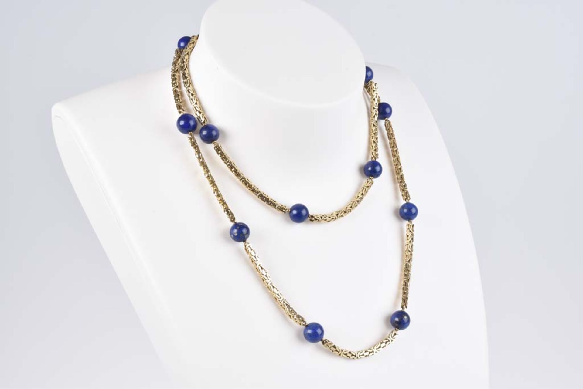 Lange, äußerst dekorative und außergewöhnliche Lapislazuli-Goldkette GG, 585, 56,5 - Image 2 of 2