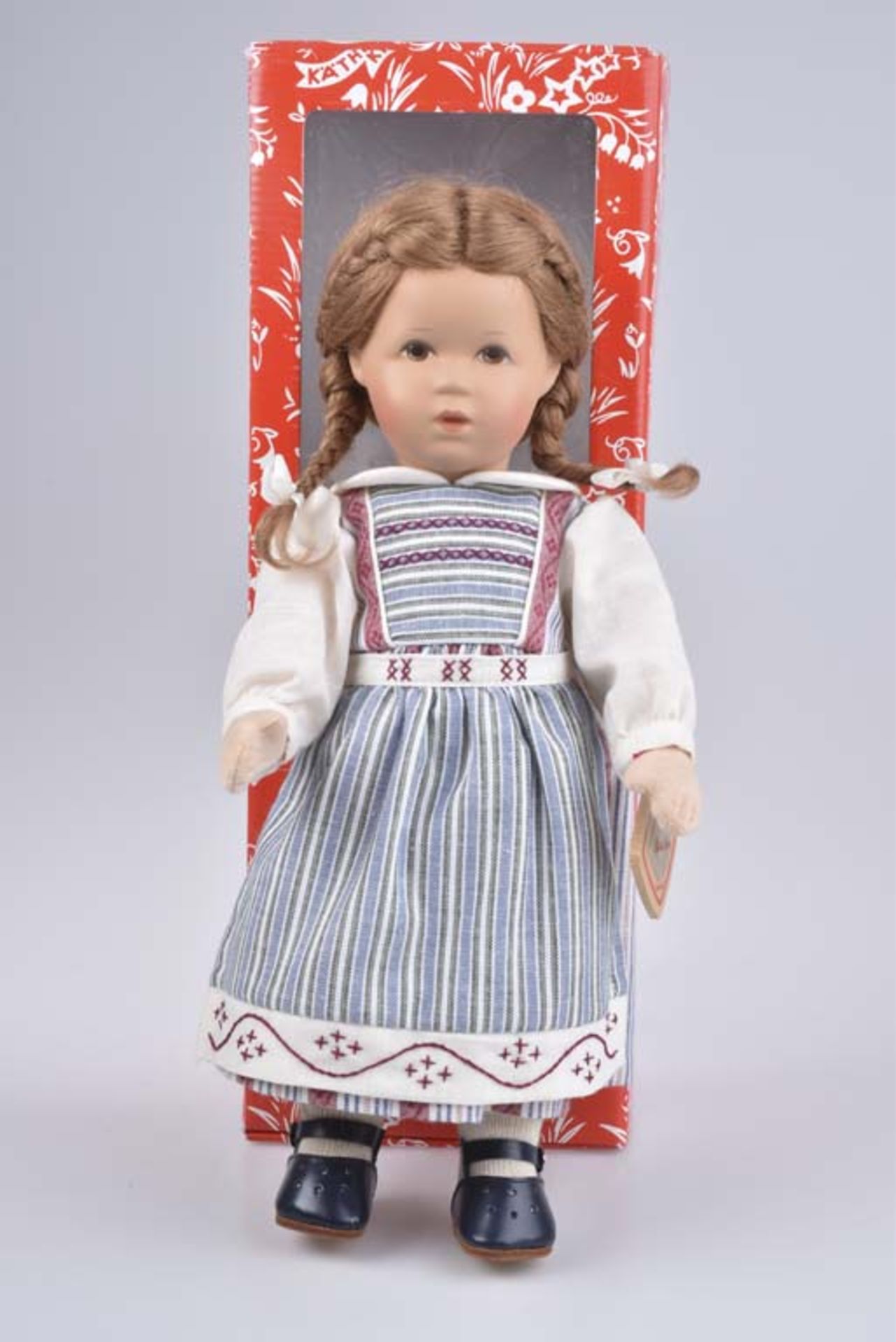 KÄTHE KRUSE Puppe Malvine Typ 34 H, mit Etikett, Kunststoffkopf, Stoffkörper mit Dra