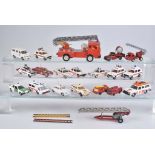 GAMA/ CORGI TOYS u.a. 19 Modellfahrzeuge Metall/ Kunststoffkleinteile, unterschiedlich