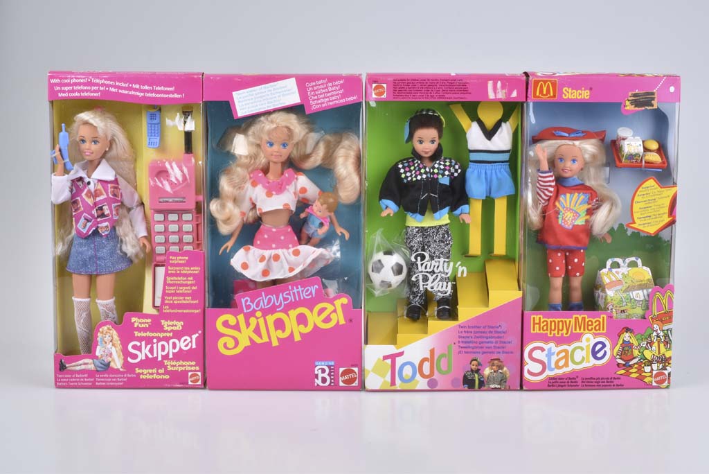 MATTEL 4 Barbie Puppen McDonalds - Happy Meal Stacie mit Zubehör - 1993, Partyn Play