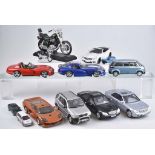 BURAGO/ ERTL/ MAISTO ca. 20 Modellfahrzeuge u.a., Metall/Kunststoffteile, verschiedene